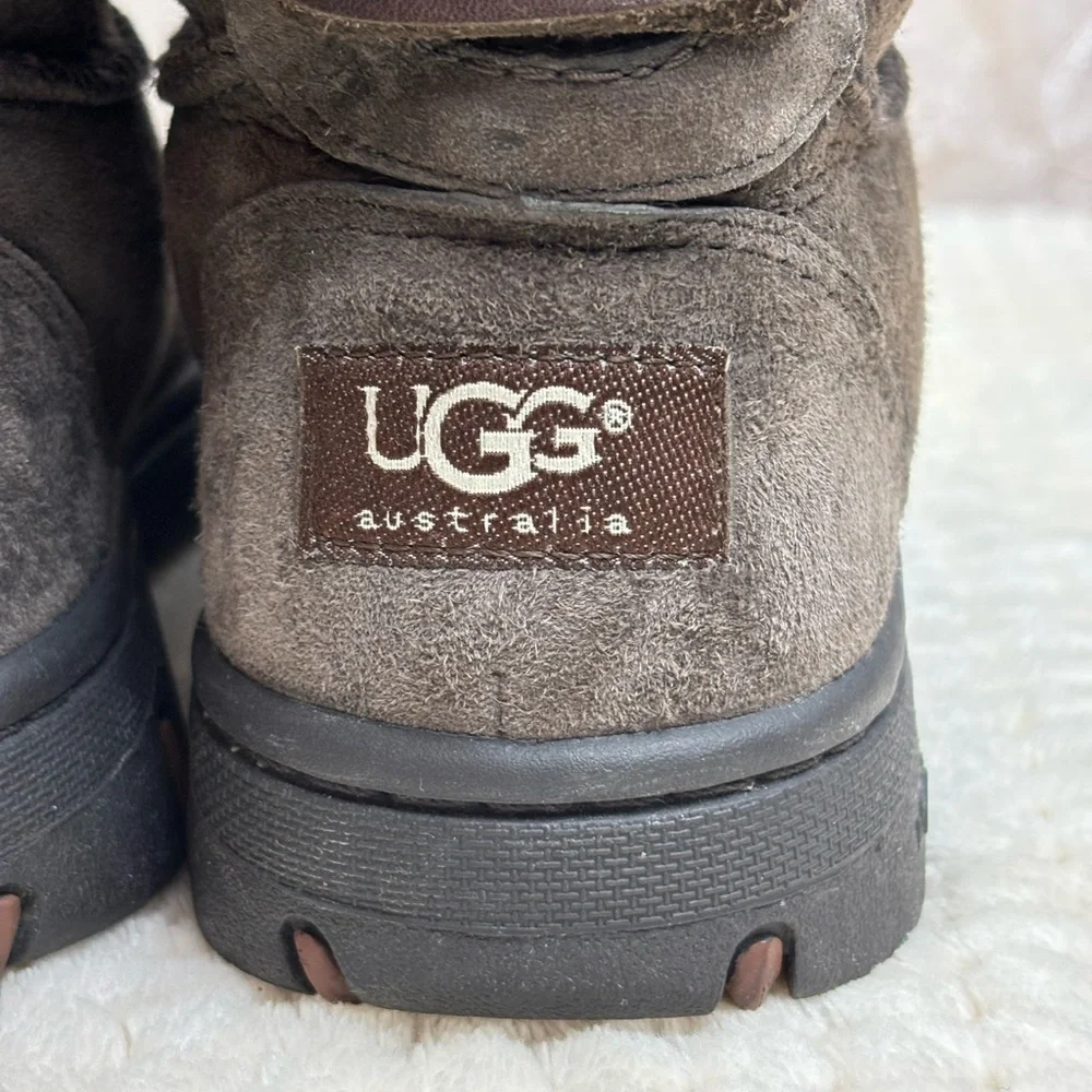 UGG warm stylish